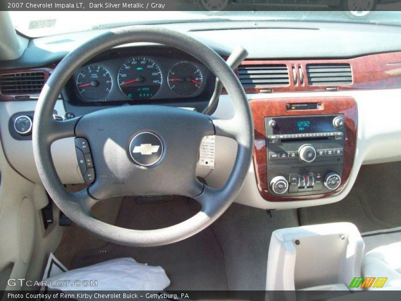 Dashboard of 2007 Impala LT