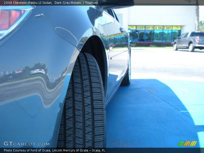 Dark Gray Metallic / Titanium 2009 Chevrolet Malibu LS Sedan