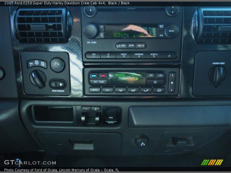 Black / Black 2005 Ford F250 Super Duty Harley Davidson Crew Cab 4x4