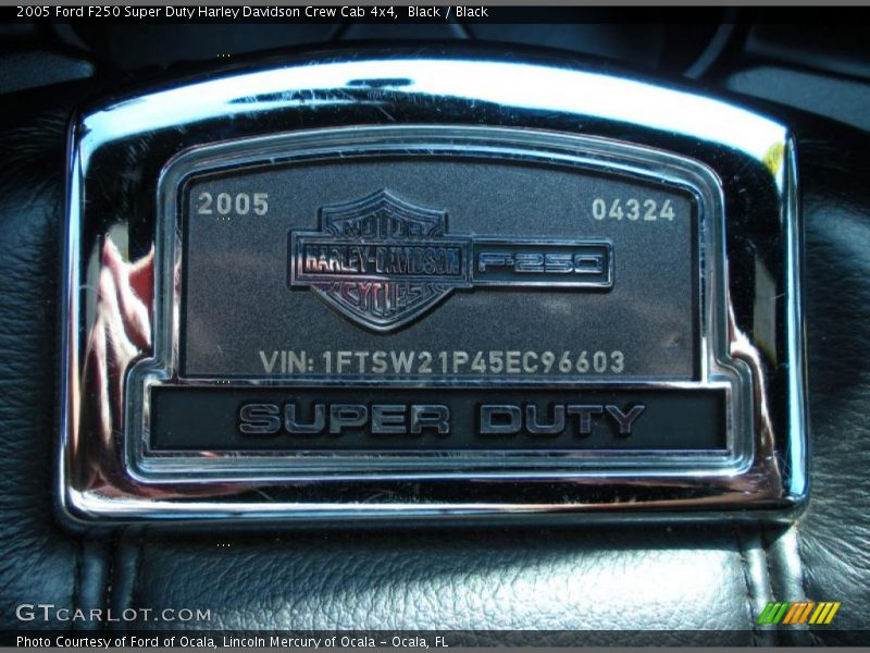  2005 F250 Super Duty Harley Davidson Crew Cab 4x4 Logo