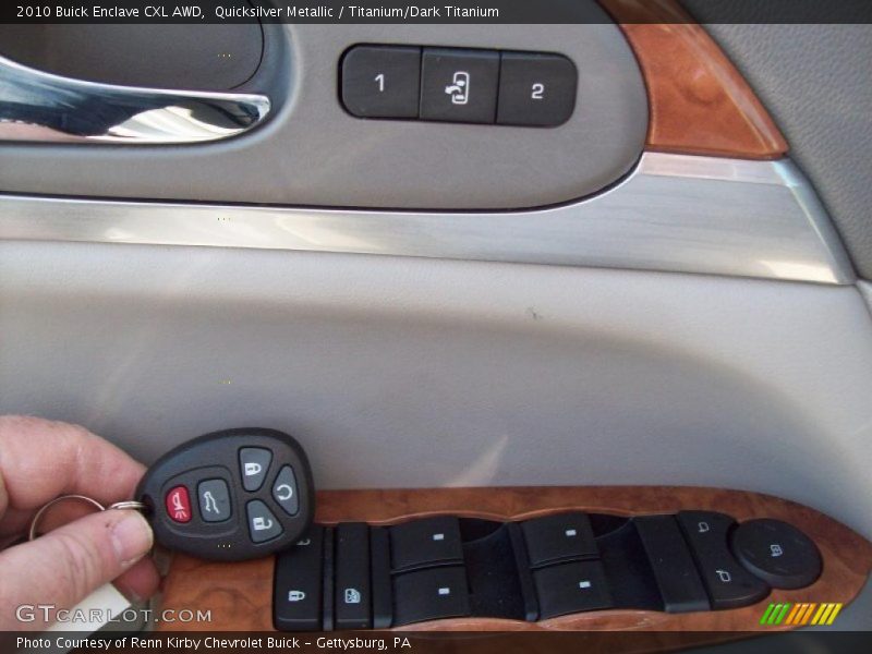 Quicksilver Metallic / Titanium/Dark Titanium 2010 Buick Enclave CXL AWD