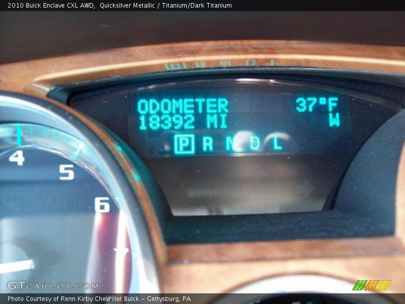 Quicksilver Metallic / Titanium/Dark Titanium 2010 Buick Enclave CXL AWD