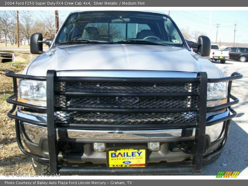 Silver Metallic / Medium Flint 2004 Ford F250 Super Duty FX4 Crew Cab 4x4