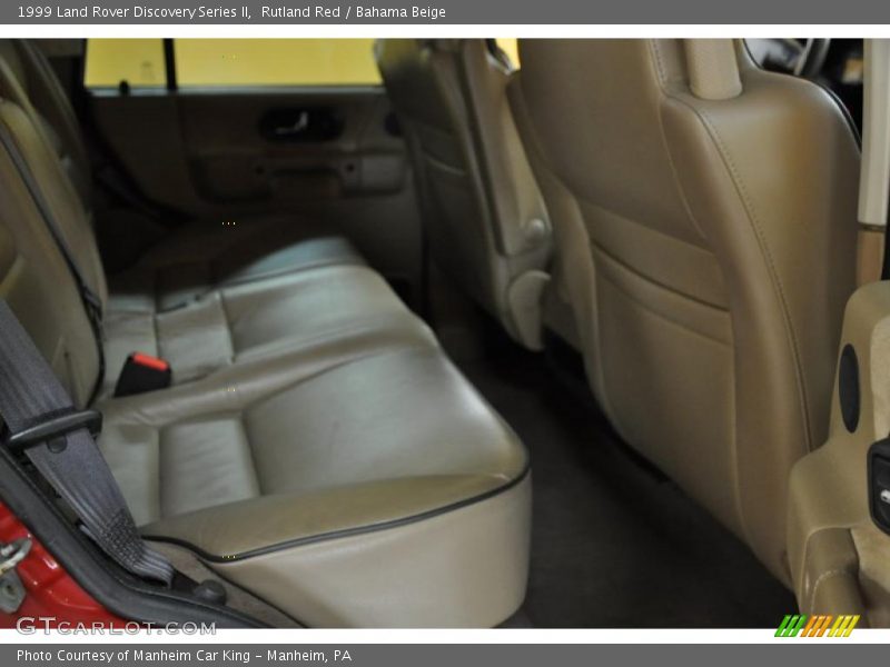 Rutland Red / Bahama Beige 1999 Land Rover Discovery Series II