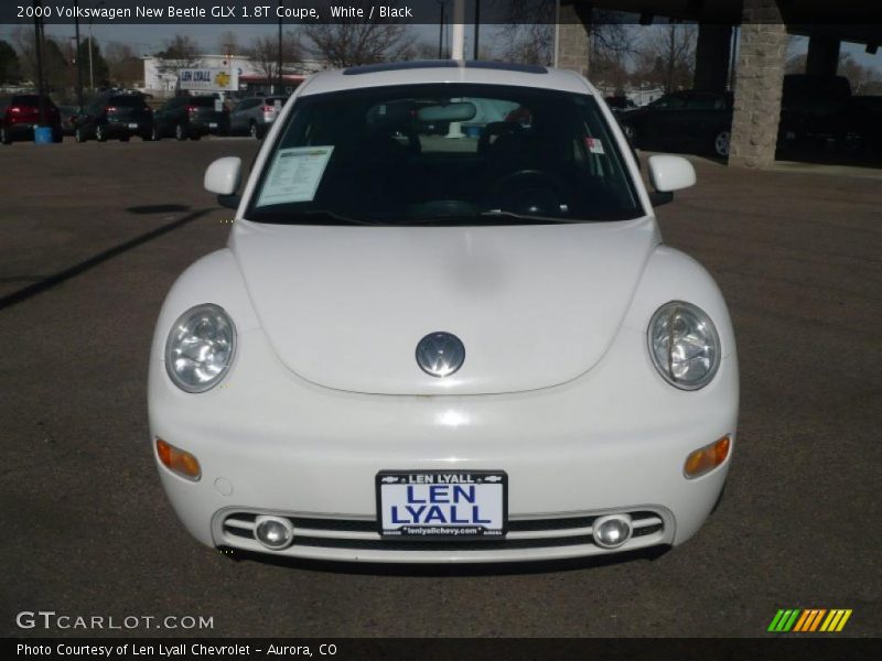 White / Black 2000 Volkswagen New Beetle GLX 1.8T Coupe
