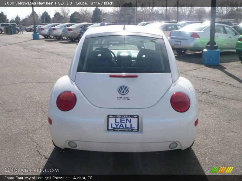 White / Black 2000 Volkswagen New Beetle GLX 1.8T Coupe