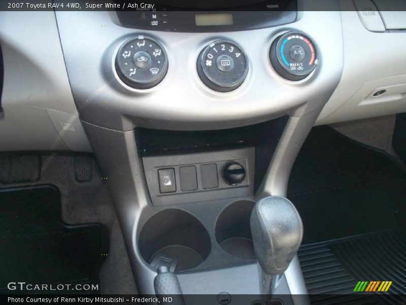 Super White / Ash Gray 2007 Toyota RAV4 4WD