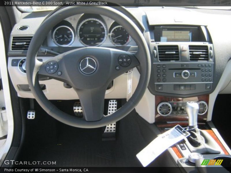 Controls of 2011 C 300 Sport