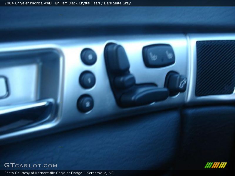 Brilliant Black Crystal Pearl / Dark Slate Gray 2004 Chrysler Pacifica AWD