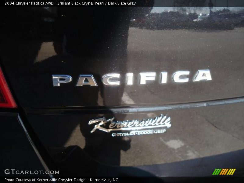 Brilliant Black Crystal Pearl / Dark Slate Gray 2004 Chrysler Pacifica AWD