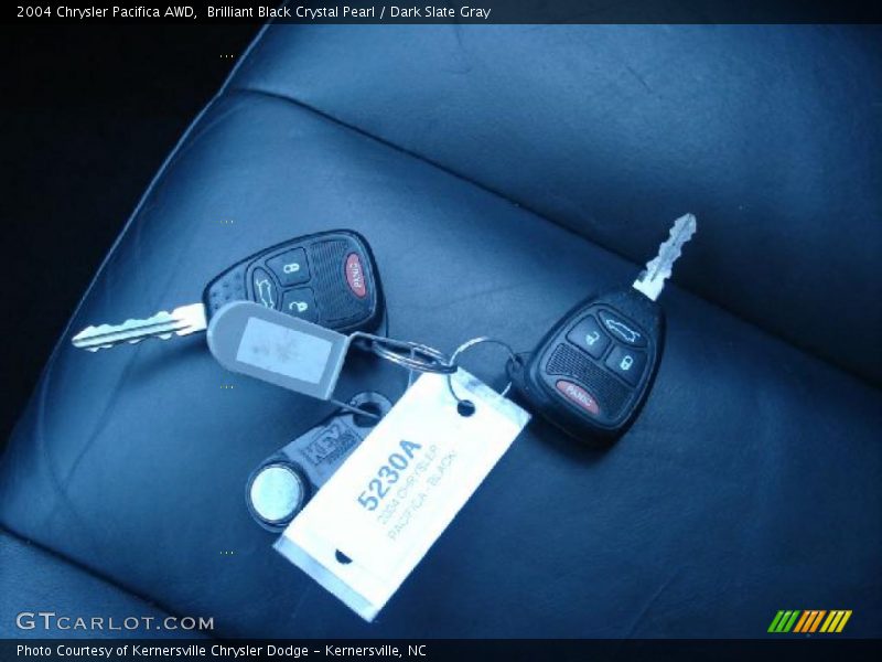 Brilliant Black Crystal Pearl / Dark Slate Gray 2004 Chrysler Pacifica AWD