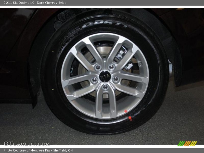  2011 Optima LX Wheel