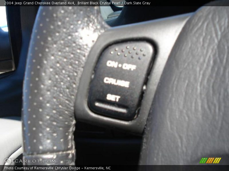 Brillant Black Crystal Pearl / Dark Slate Gray 2004 Jeep Grand Cherokee Overland 4x4