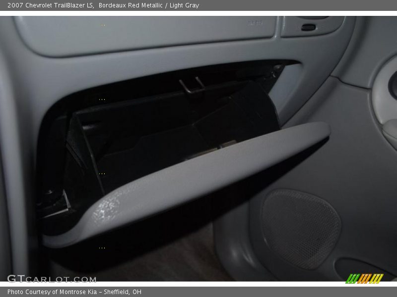 Bordeaux Red Metallic / Light Gray 2007 Chevrolet TrailBlazer LS