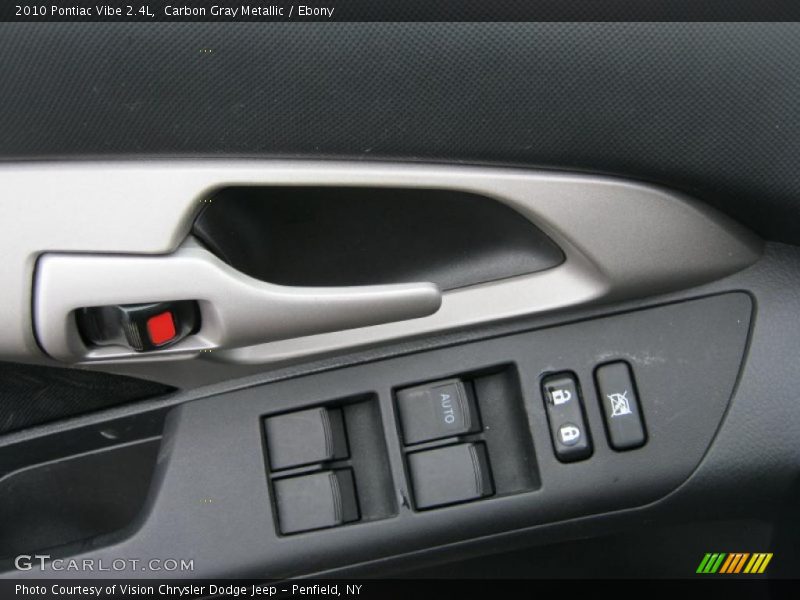 Carbon Gray Metallic / Ebony 2010 Pontiac Vibe 2.4L
