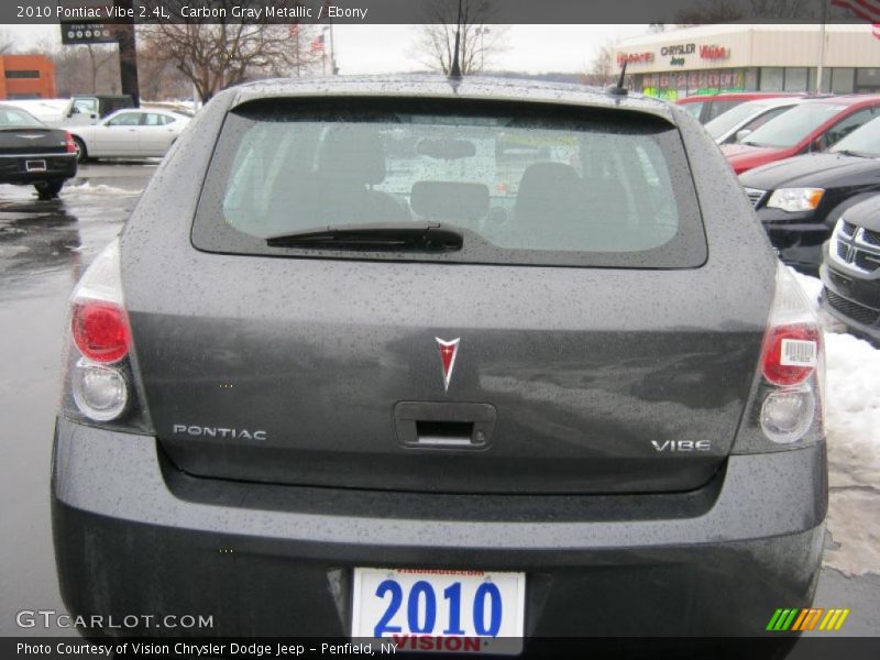Carbon Gray Metallic / Ebony 2010 Pontiac Vibe 2.4L
