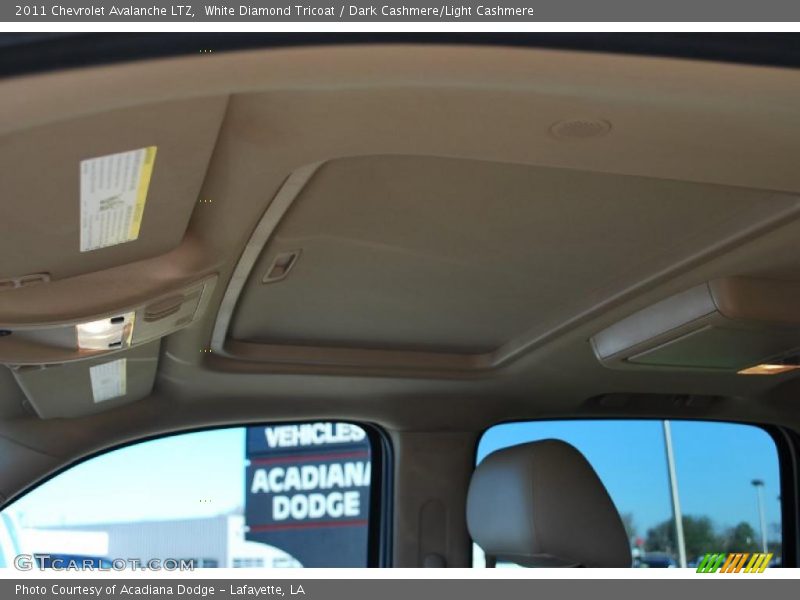 White Diamond Tricoat / Dark Cashmere/Light Cashmere 2011 Chevrolet Avalanche LTZ