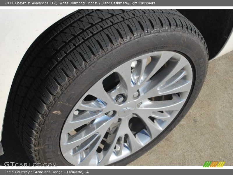 White Diamond Tricoat / Dark Cashmere/Light Cashmere 2011 Chevrolet Avalanche LTZ