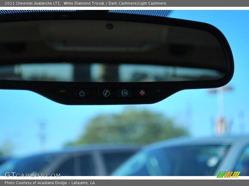White Diamond Tricoat / Dark Cashmere/Light Cashmere 2011 Chevrolet Avalanche LTZ