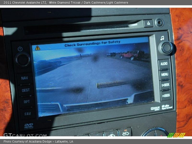 White Diamond Tricoat / Dark Cashmere/Light Cashmere 2011 Chevrolet Avalanche LTZ