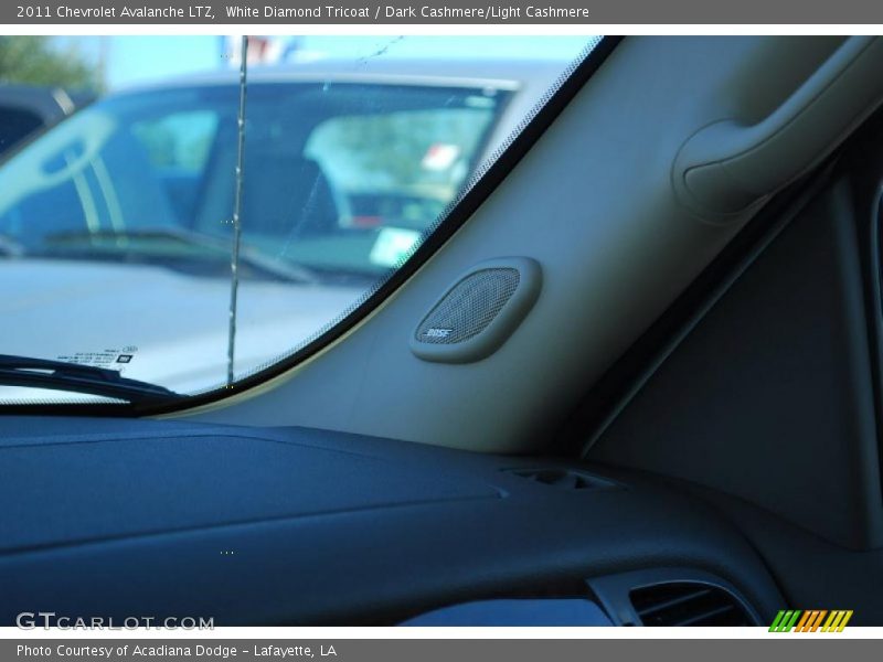 White Diamond Tricoat / Dark Cashmere/Light Cashmere 2011 Chevrolet Avalanche LTZ