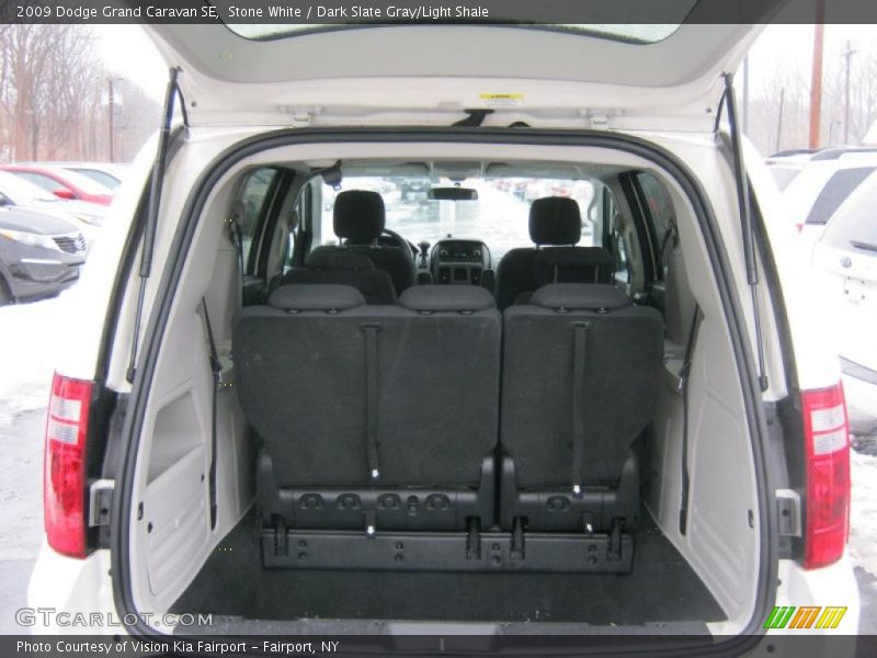 Stone White / Dark Slate Gray/Light Shale 2009 Dodge Grand Caravan SE