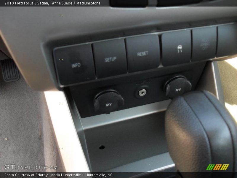 White Suede / Medium Stone 2010 Ford Focus S Sedan