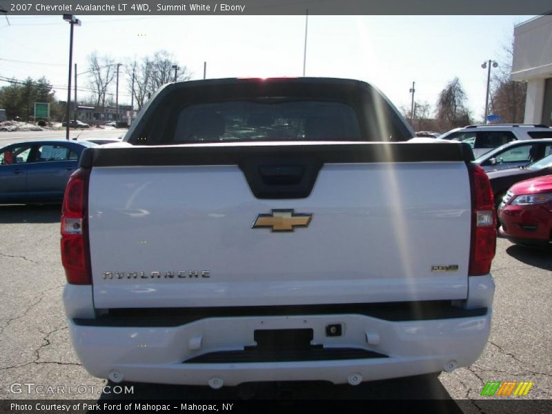 Summit White / Ebony 2007 Chevrolet Avalanche LT 4WD