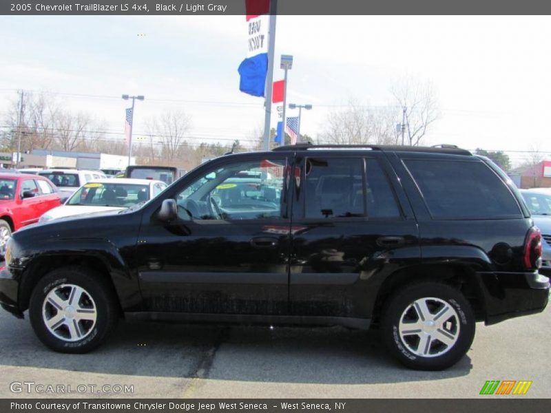 Black / Light Gray 2005 Chevrolet TrailBlazer LS 4x4
