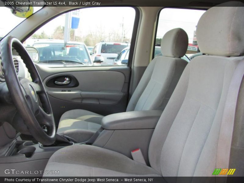Black / Light Gray 2005 Chevrolet TrailBlazer LS 4x4