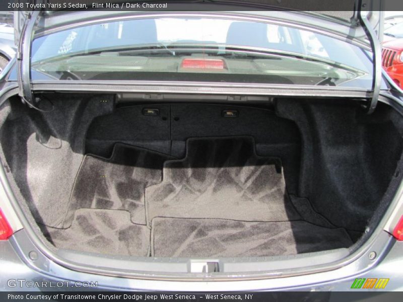  2008 Yaris S Sedan Trunk