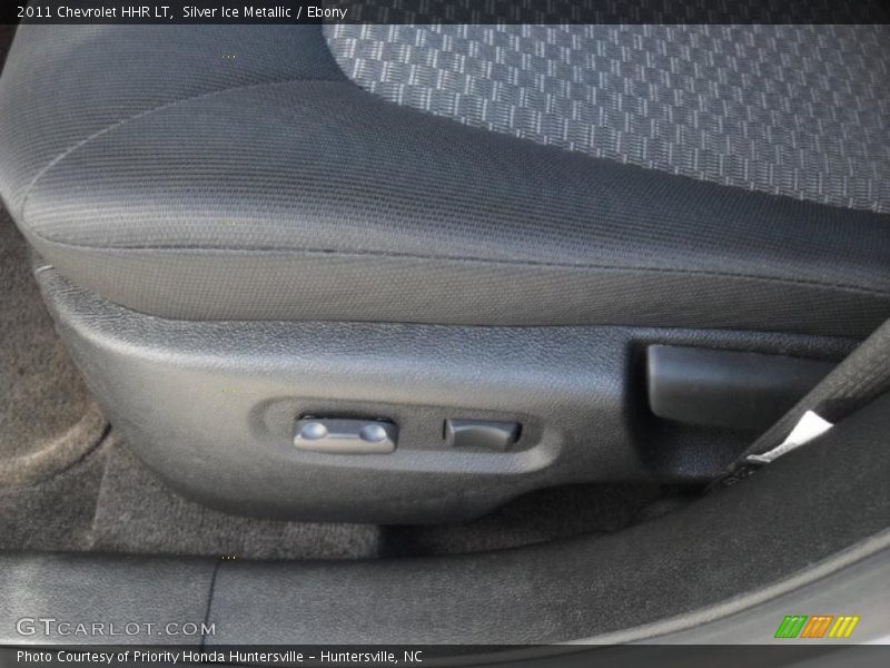Silver Ice Metallic / Ebony 2011 Chevrolet HHR LT