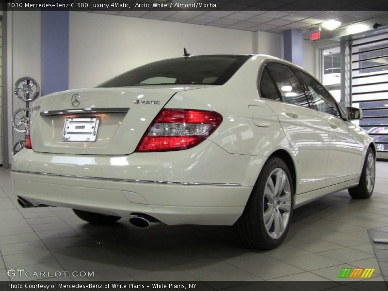 Arctic White / Almond/Mocha 2010 Mercedes-Benz C 300 Luxury 4Matic