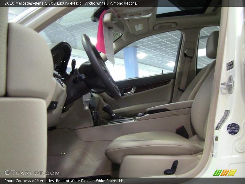 Arctic White / Almond/Mocha 2010 Mercedes-Benz C 300 Luxury 4Matic