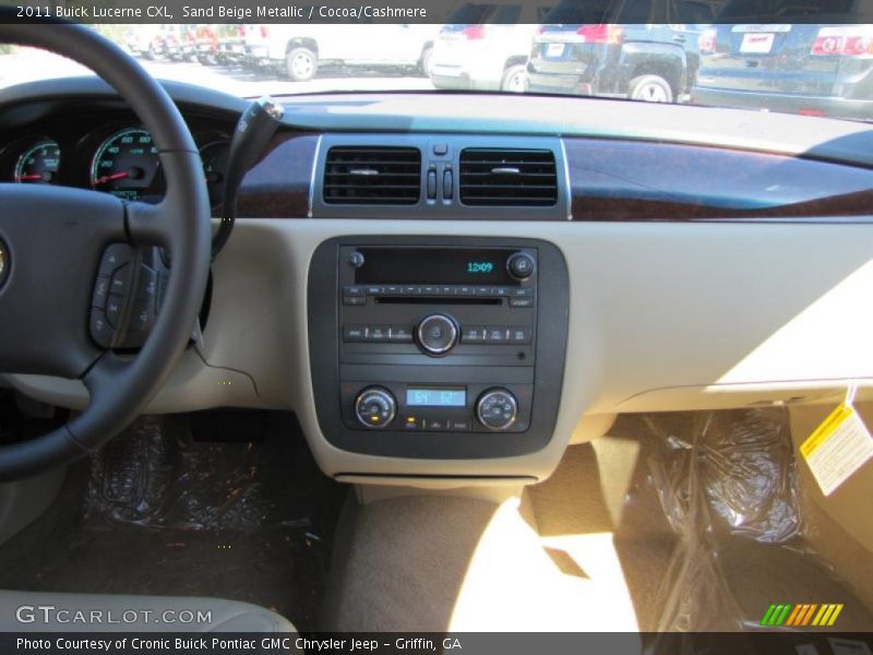 Sand Beige Metallic / Cocoa/Cashmere 2011 Buick Lucerne CXL