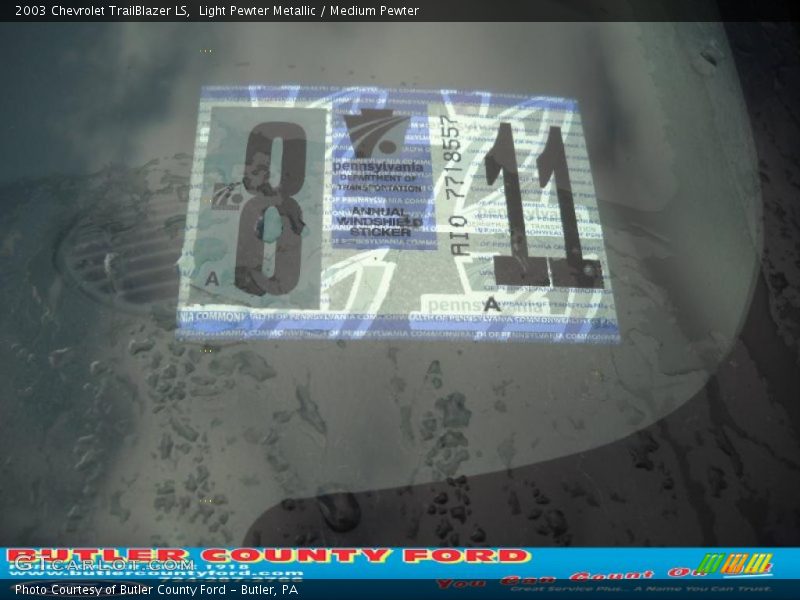 Light Pewter Metallic / Medium Pewter 2003 Chevrolet TrailBlazer LS