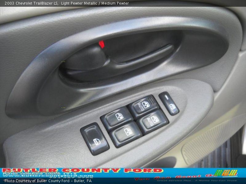 Light Pewter Metallic / Medium Pewter 2003 Chevrolet TrailBlazer LS
