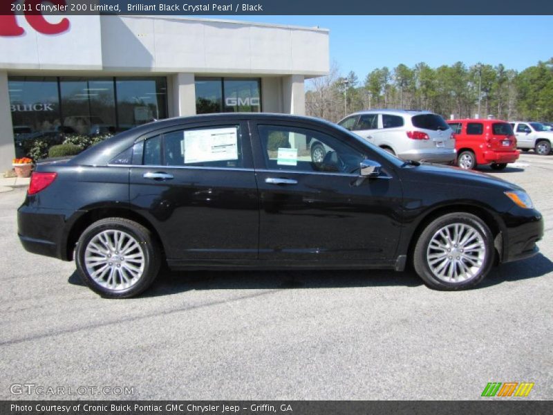 Brilliant Black Crystal Pearl / Black 2011 Chrysler 200 Limited