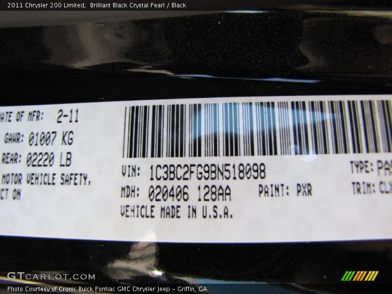 Brilliant Black Crystal Pearl / Black 2011 Chrysler 200 Limited