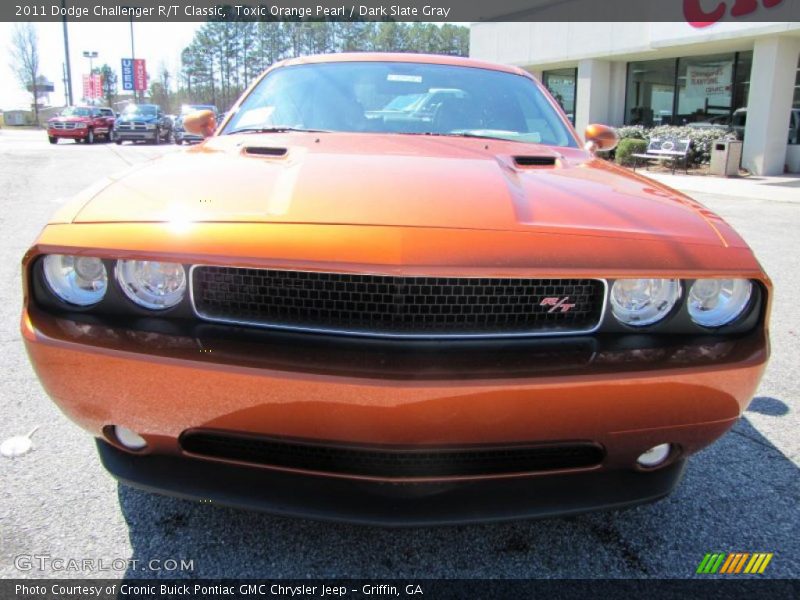  2011 Challenger R/T Classic Toxic Orange Pearl