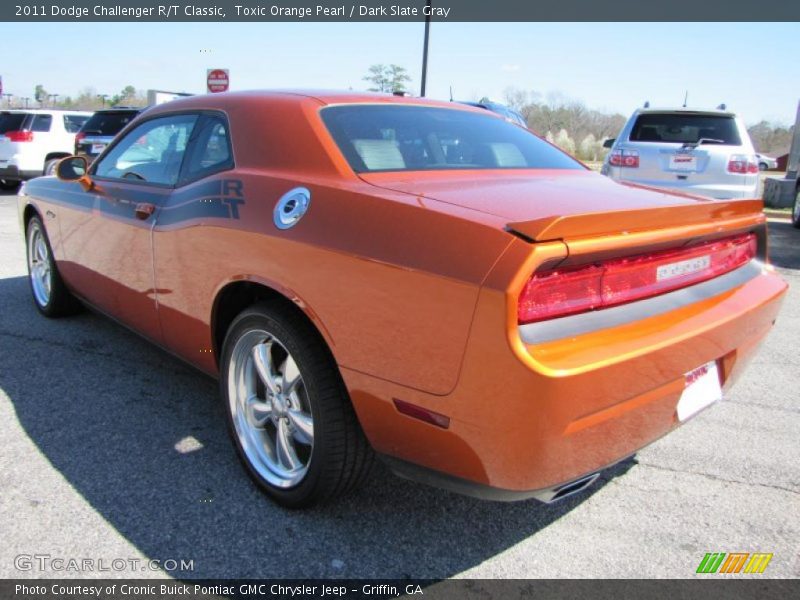  2011 Challenger R/T Classic Toxic Orange Pearl