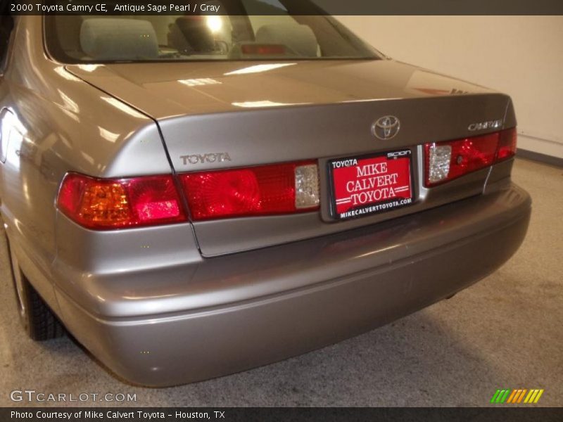 Antique Sage Pearl / Gray 2000 Toyota Camry CE
