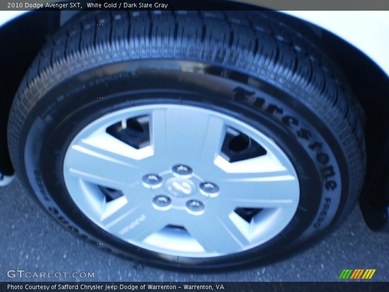 White Gold / Dark Slate Gray 2010 Dodge Avenger SXT
