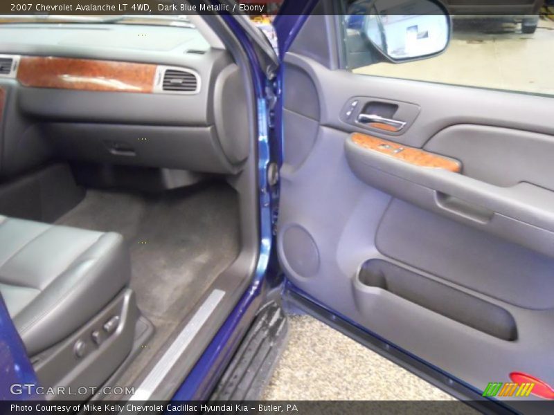 Dark Blue Metallic / Ebony 2007 Chevrolet Avalanche LT 4WD