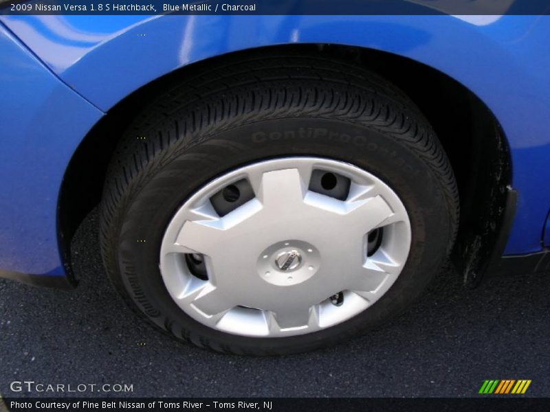 Blue Metallic / Charcoal 2009 Nissan Versa 1.8 S Hatchback