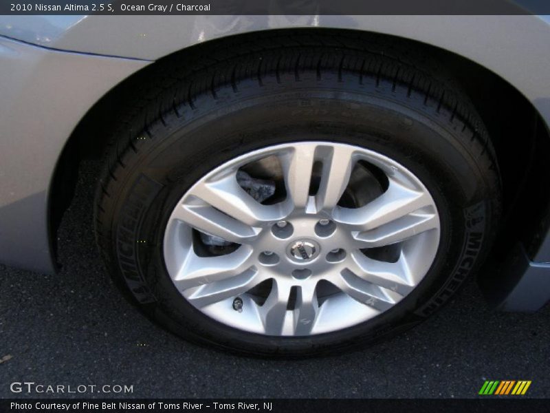 Ocean Gray / Charcoal 2010 Nissan Altima 2.5 S