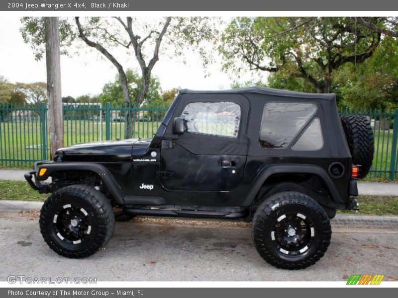 Black / Khaki 2004 Jeep Wrangler X 4x4
