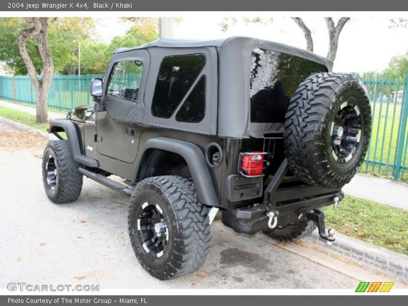 Black / Khaki 2004 Jeep Wrangler X 4x4