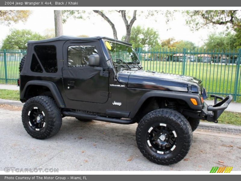 Black / Khaki 2004 Jeep Wrangler X 4x4