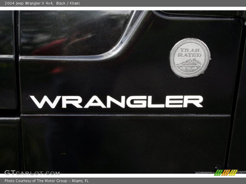 Black / Khaki 2004 Jeep Wrangler X 4x4